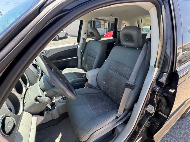 Photo of 2009 Brilliant Black Pearl Chrysler PT Cruiser