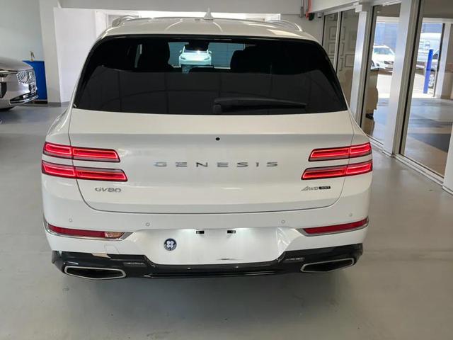 Photo of 2024 Alta White Genesis GV80