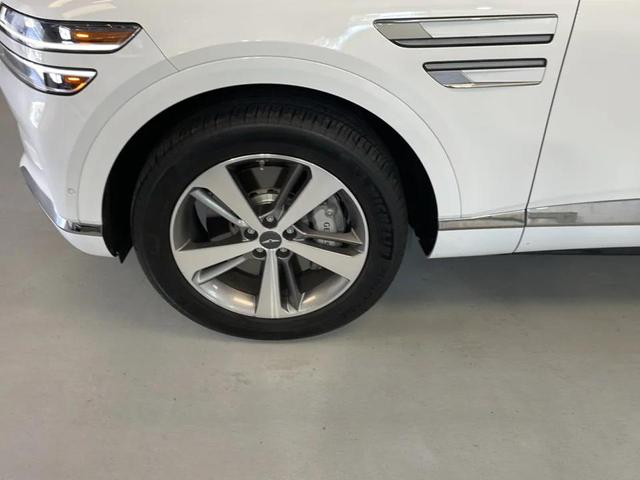 Photo of 2024 Alta White Genesis GV80