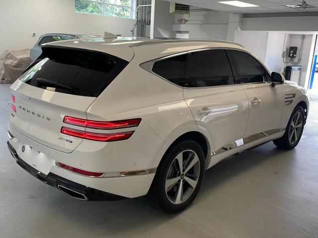 Photo of 2024 Alta White Genesis GV80