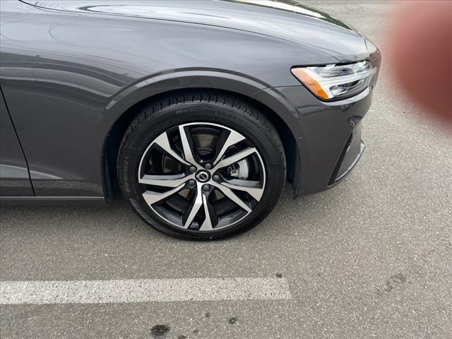 Photo of 2024 Platinum Gray Volvo S60