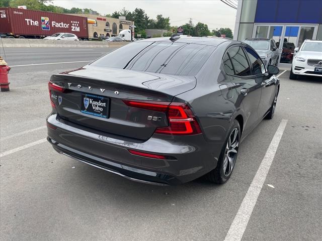 Photo of 2024 Platinum Gray Volvo S60