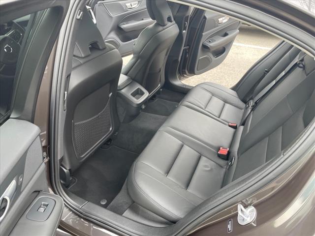 Photo of 2024 Platinum Gray Volvo S60