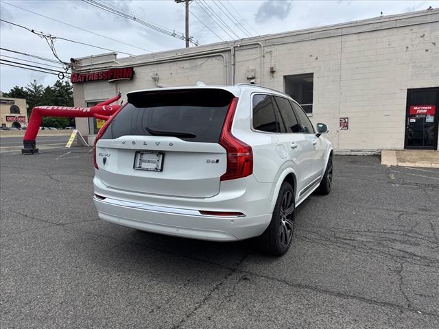 Photo of 2025 Crystal White Volvo XC90
