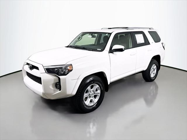 Photo of 2016 Super White Toyota 4Runner