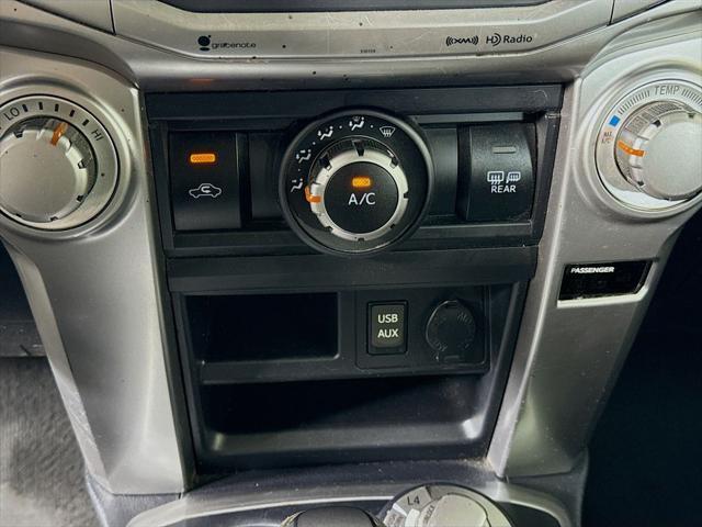 Photo of 2016 Super White Toyota 4Runner