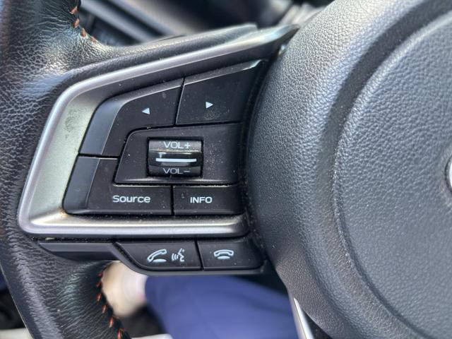 Photo of 2019 Crystal White Pearl Subaru Crosstrek