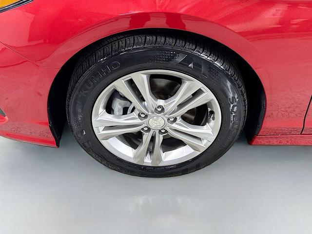 Photo of 2018 Scarlet Red Hyundai SONATA