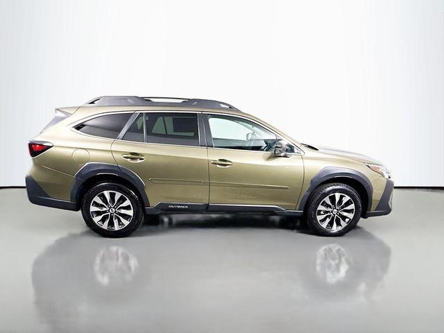 Photo of 2023 Autumn Green Metallic Subaru Outback