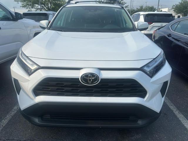 Photo of 2024 Ice Cap Toyota RAV4