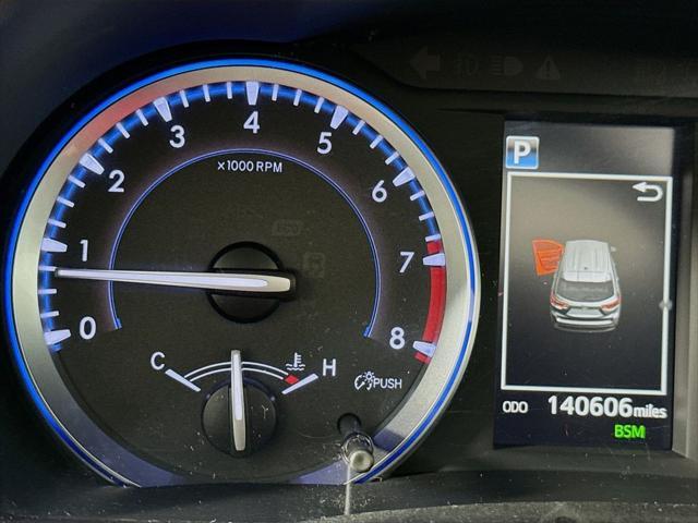 Photo of 2019 Shoreline Blue Pearl Toyota Highlander