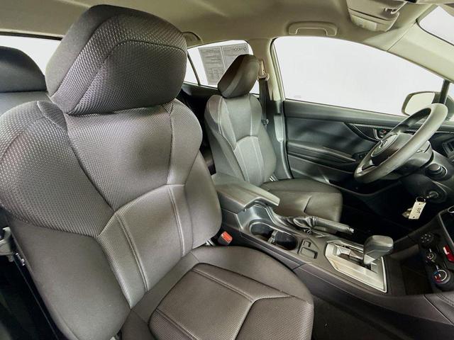 Photo of 2023 Crystal White Pearl Subaru Impreza