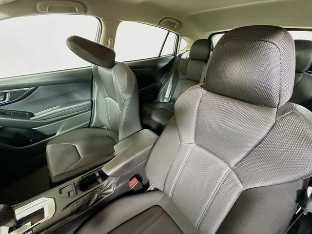 Photo of 2023 Crystal White Pearl Subaru Impreza