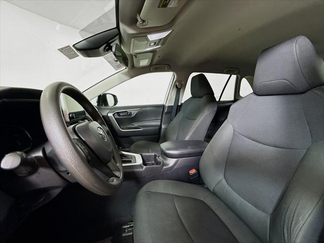 Photo of 2024 Ice Cap Toyota RAV4
