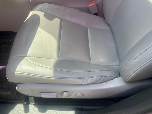 Photo of 2018 Predawn Gray Mica Toyota Highlander