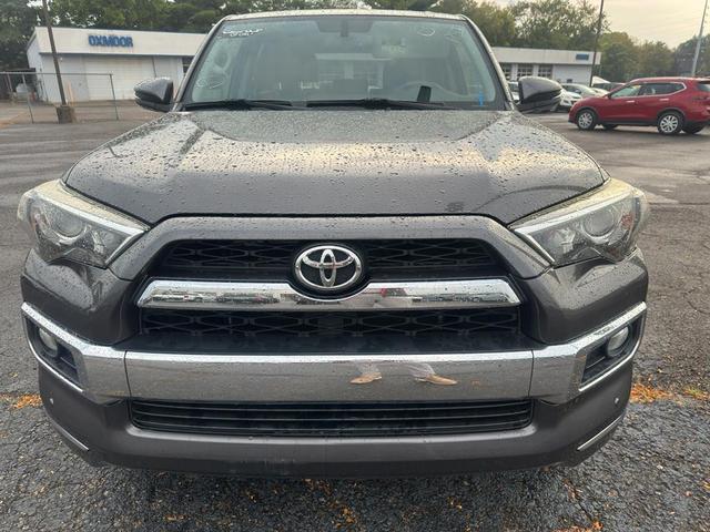 Photo of 2018 Magnetic Gray Metallic Toyota 4Runner