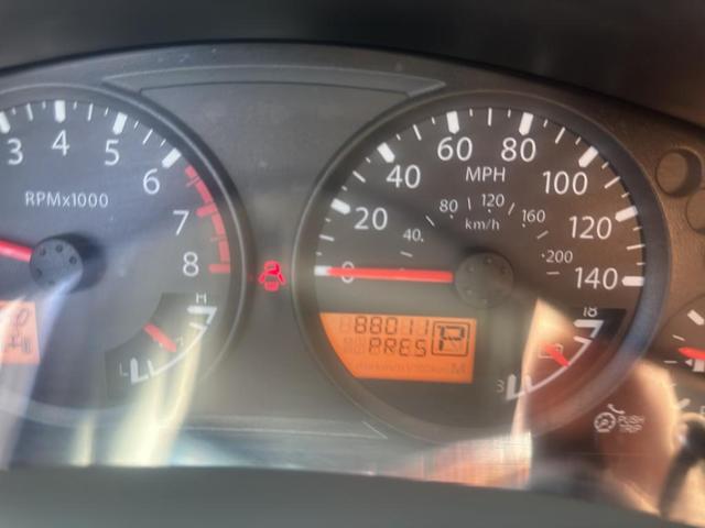 Photo of 2016 Brilliant Silver Nissan Frontier