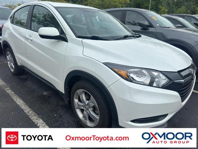 Photo of 2016 White Orchid Pearl Honda HR-V