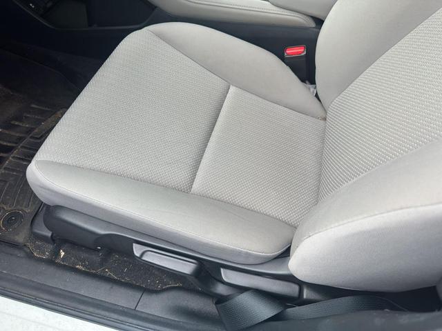 Photo of 2016 White Orchid Pearl Honda HR-V