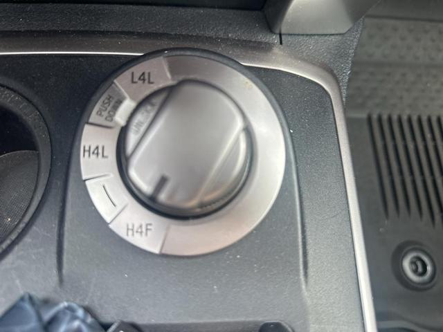 Photo of 2022 Blizzard Pearl Toyota 4Runner