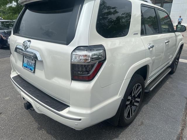 Photo of 2022 Blizzard Pearl Toyota 4Runner
