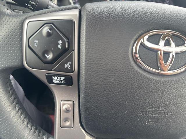 Photo of 2022 Blizzard Pearl Toyota 4Runner