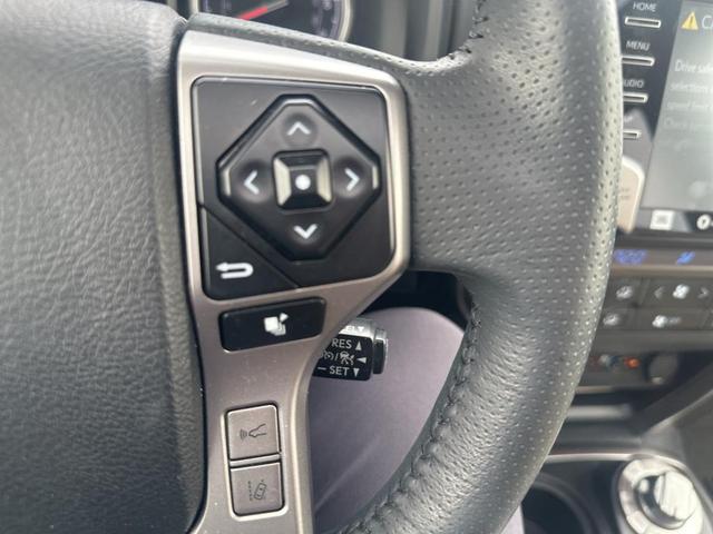 Photo of 2022 Blizzard Pearl Toyota 4Runner