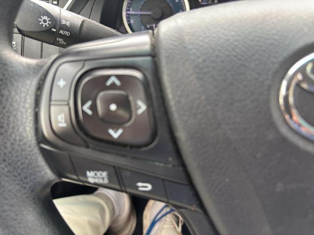 Photo of 2016 Midnight Black Metallic Toyota Camry