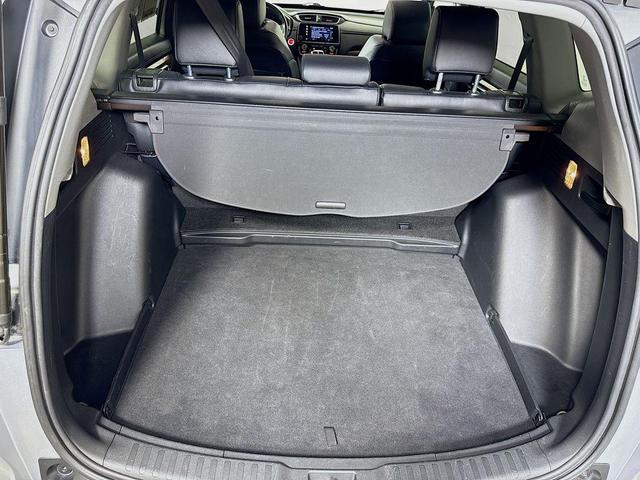 Photo of 2017 Lunar Silver Metallic Honda CR-V