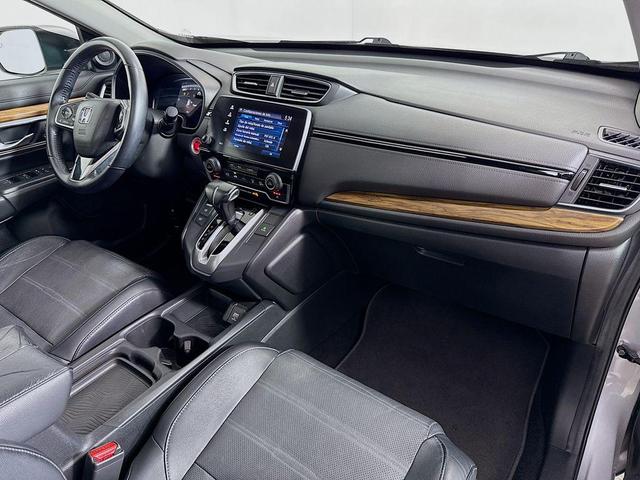 Photo of 2017 Lunar Silver Metallic Honda CR-V
