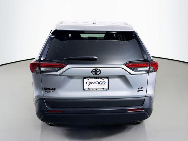Photo of 2024 Silver Sky Metallic Toyota RAV4