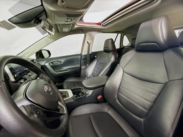 Photo of 2019 Ruby Flare Pearl Toyota RAV4