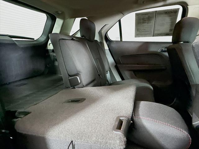 Photo of 2016 Siren Red Tintcoat Chevrolet Equinox