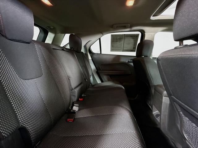 Photo of 2016 Siren Red Tintcoat Chevrolet Equinox