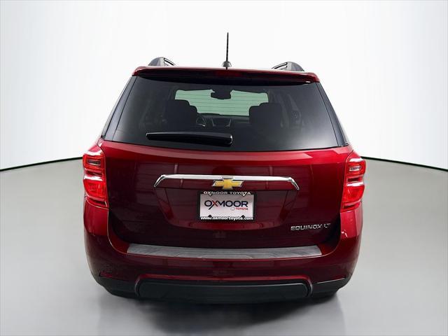 Photo of 2016 Siren Red Tintcoat Chevrolet Equinox