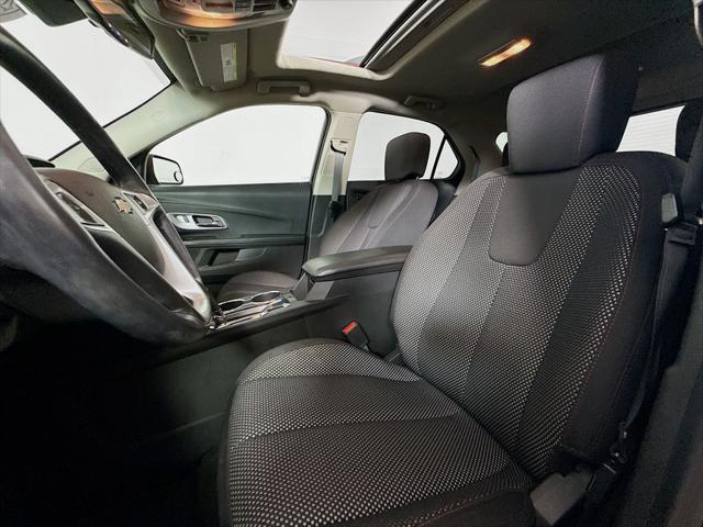 Photo of 2016 Siren Red Tintcoat Chevrolet Equinox