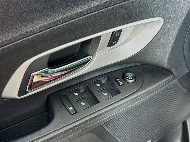 Photo of 2016 Siren Red Tintcoat Chevrolet Equinox