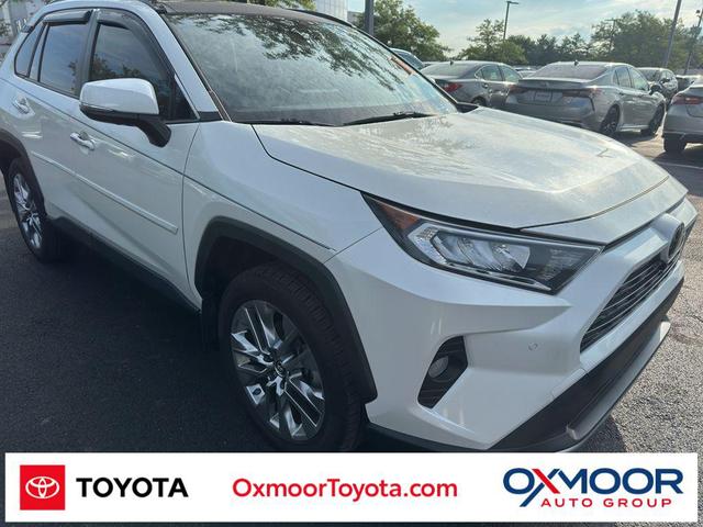 Photo of 2019 Blizzard Pearl Toyota RAV4