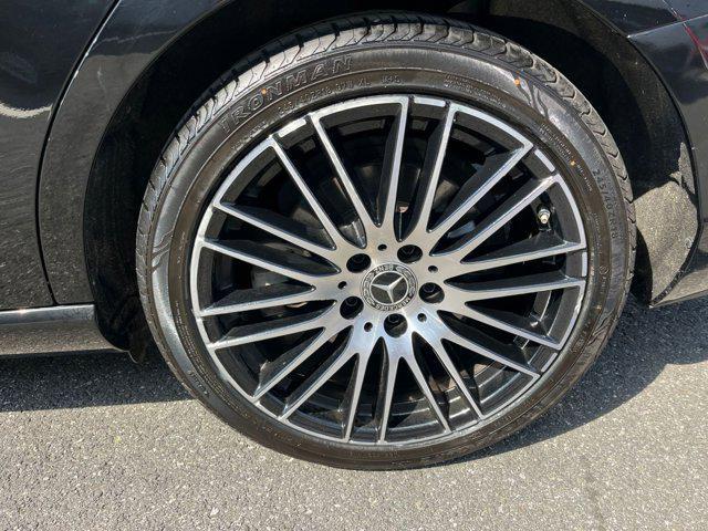 Photo of 2024 Black Mercedes-Benz C-Class