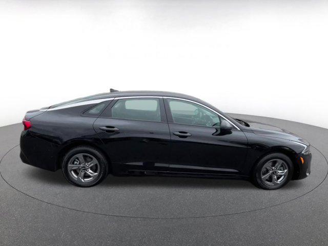 Photo of 2023 Ebony Black Kia K5