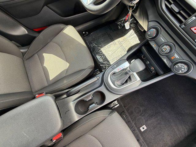 Photo of 2024 Snow White Pearl Kia Forte