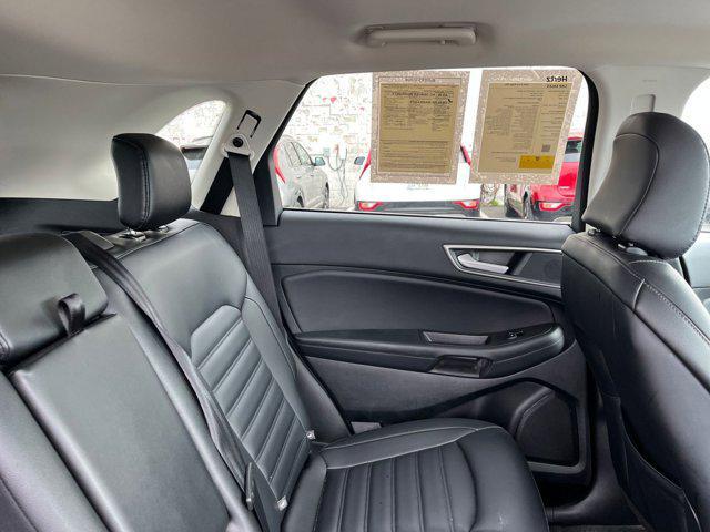 Photo of 2024 Carbonized Gray Metallic Ford Edge