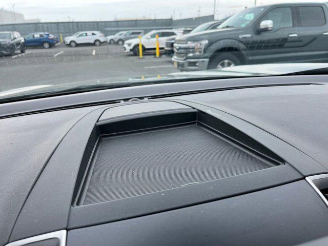 Photo of 2024 Carbonized Gray Metallic Ford Edge