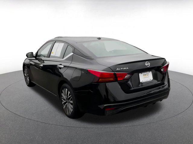 Photo of 2024 Super Black Nissan Altima