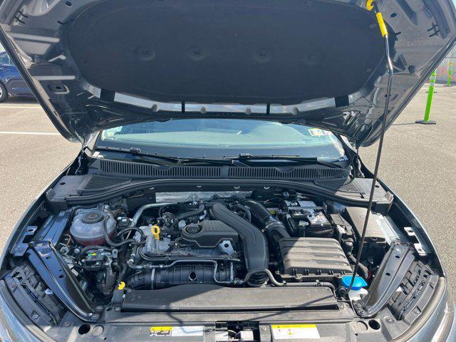 Photo of 2025 Gray Volkswagen Jetta