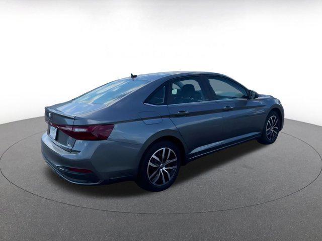 Photo of 2025 Gray Volkswagen Jetta