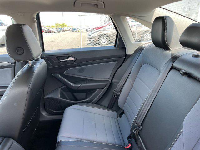 Photo of 2025 Gray Volkswagen Jetta