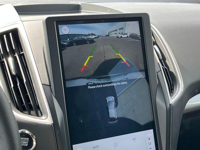Photo of 2024 Oxford White Ford Edge