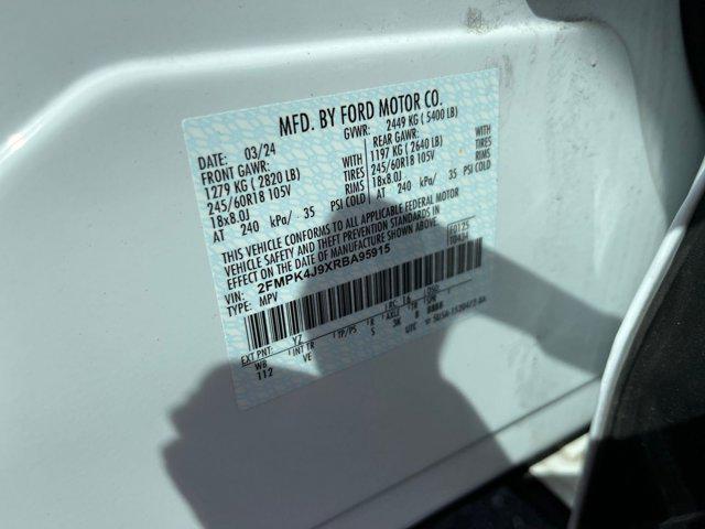 Photo of 2024 Oxford White Ford Edge