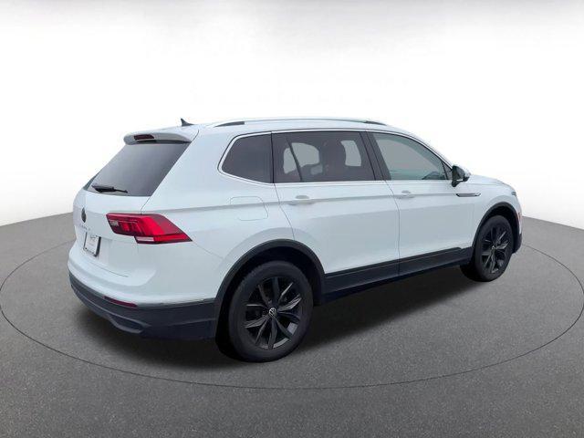 Photo of 2024 Pure White Volkswagen Tiguan